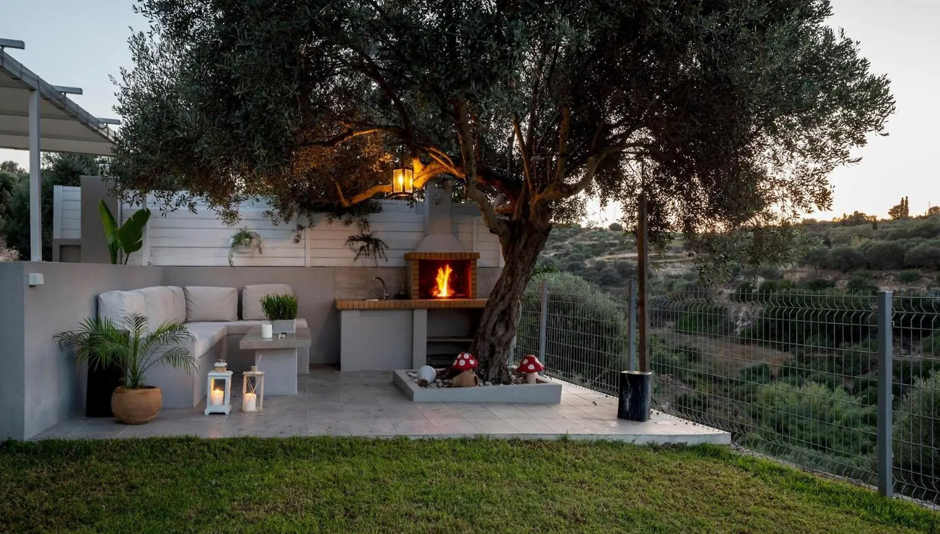 Canyon 1 Elegant Villa Rethymno  Rethymno (Crete)